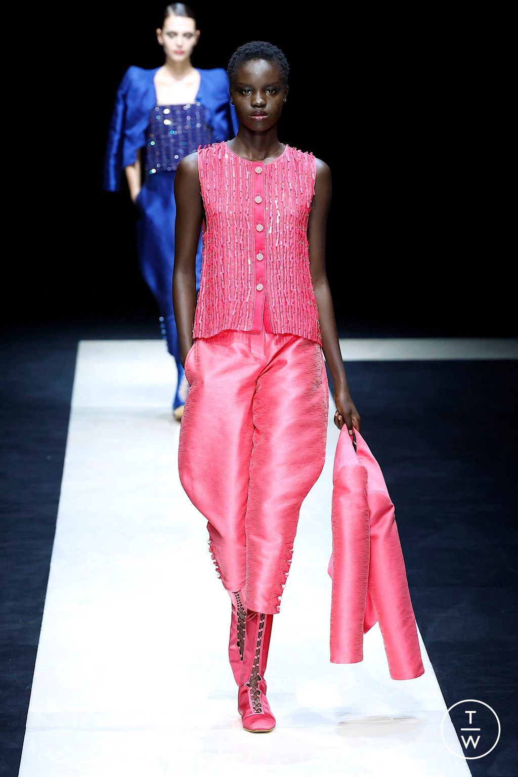 Fashion Week Milan Spring/Summer 2025 look 99 from the Emporio Armani collection womenswear