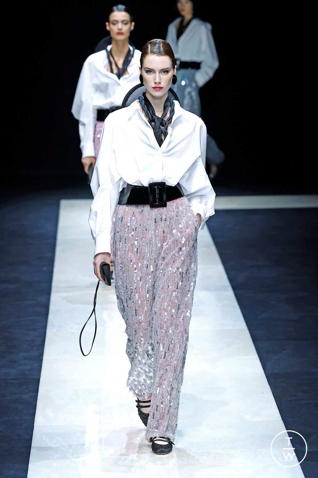 Fashion Week Milan Spring/Summer 2025 look 105 from the Emporio Armani collection womenswear