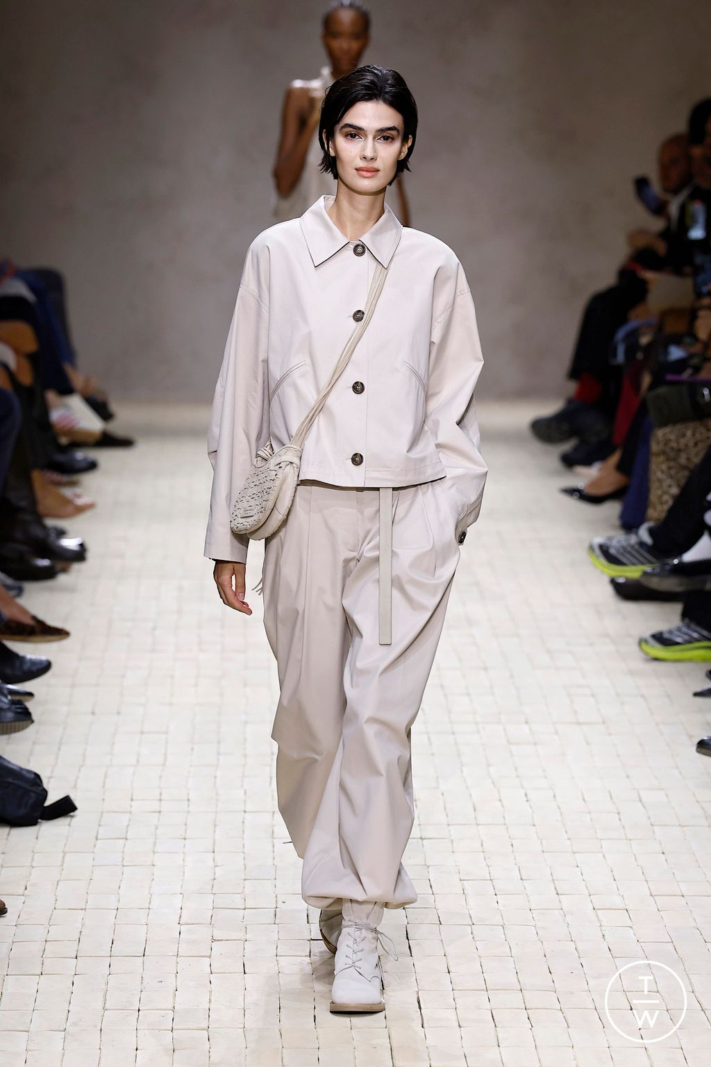 Fashion Week Milan Spring/Summer 2026 look 1 from the Emporio Armani collection womenswear