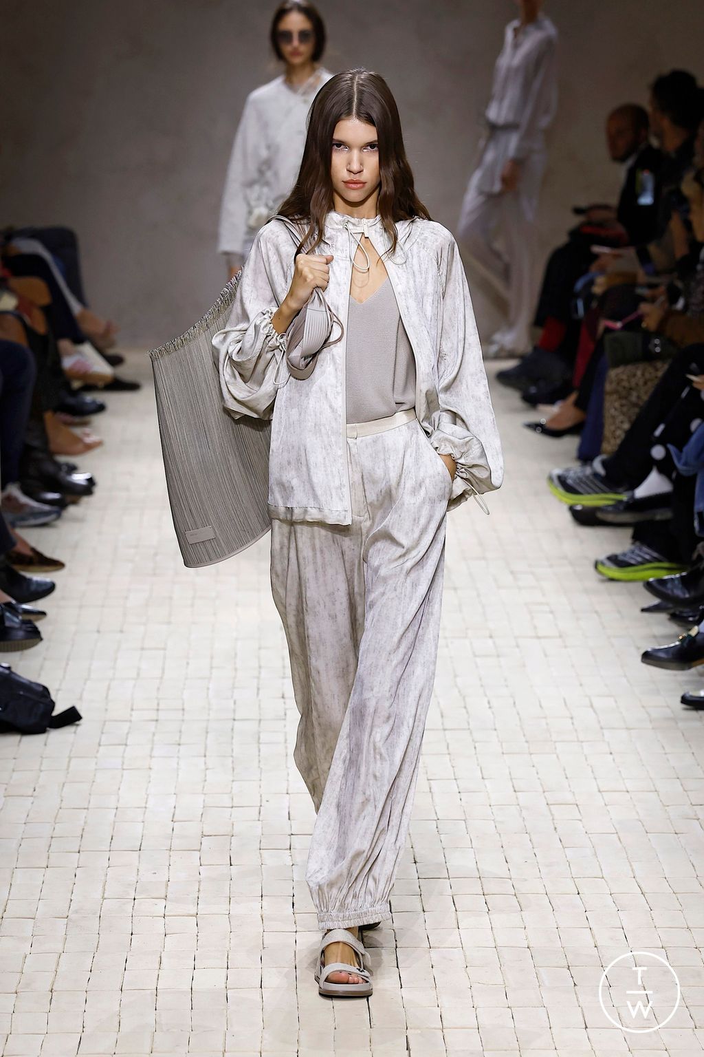 Fashion Week Milan Spring/Summer 2026 look 9 de la collection Emporio Armani womenswear