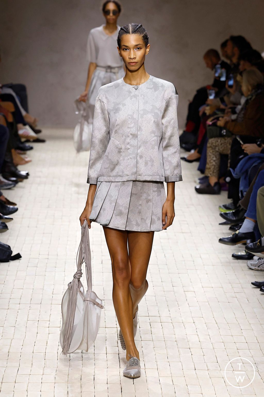 Fashion Week Milan Spring/Summer 2026 look 19 from the Emporio Armani collection womenswear