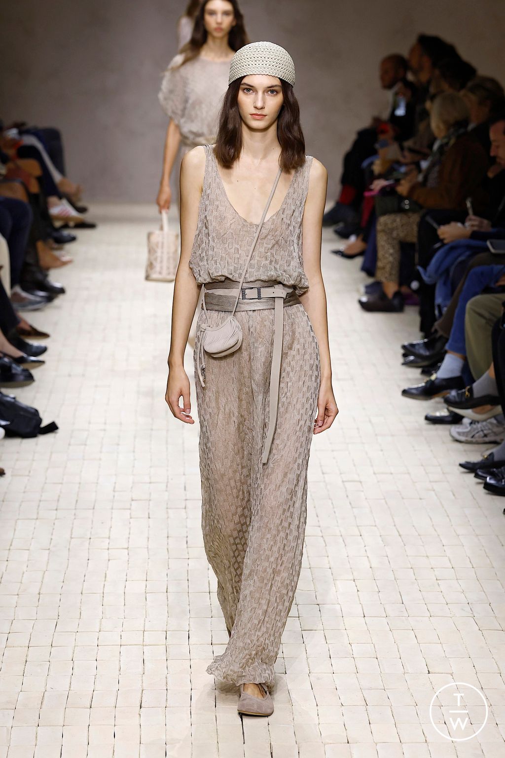 Fashion Week Milan Spring/Summer 2026 look 30 from the Emporio Armani collection womenswear