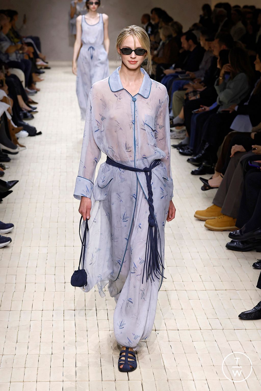 Fashion Week Milan Spring/Summer 2026 look 45 from the Emporio Armani collection womenswear