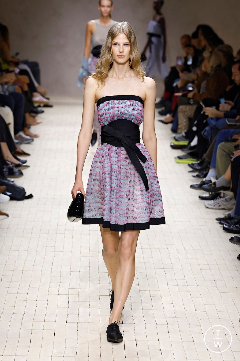 Fashion Week Milan Spring/Summer 2026 look 66 from the Emporio Armani collection womenswear