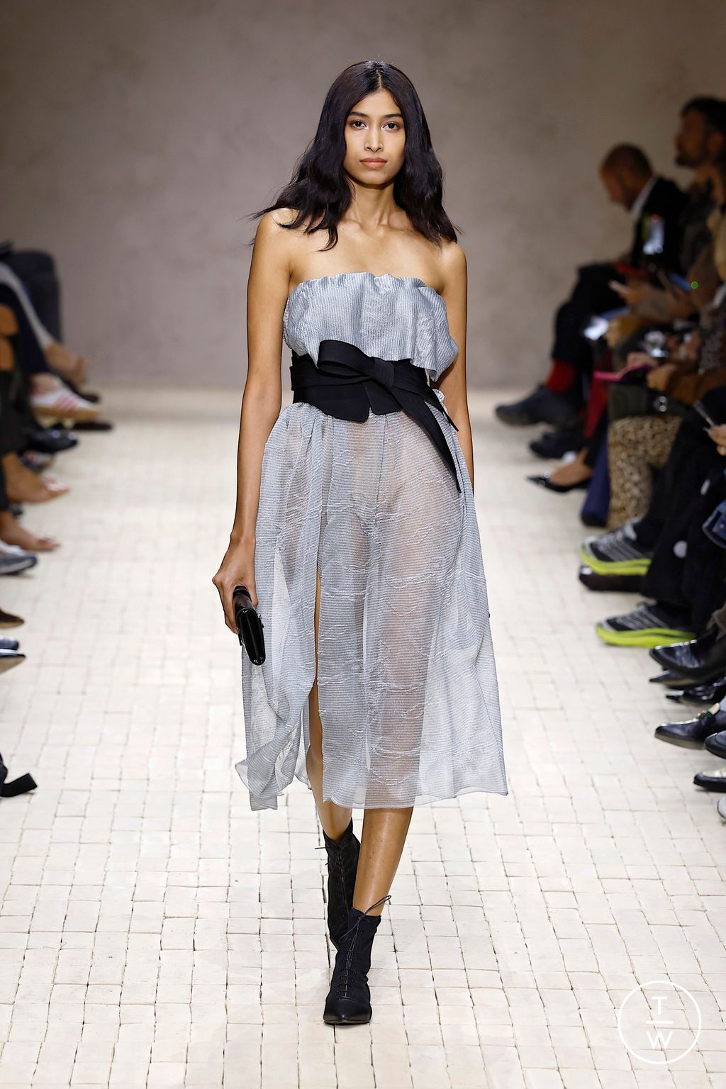 Fashion Week Milan Spring/Summer 2026 look 69 from the Emporio Armani collection womenswear