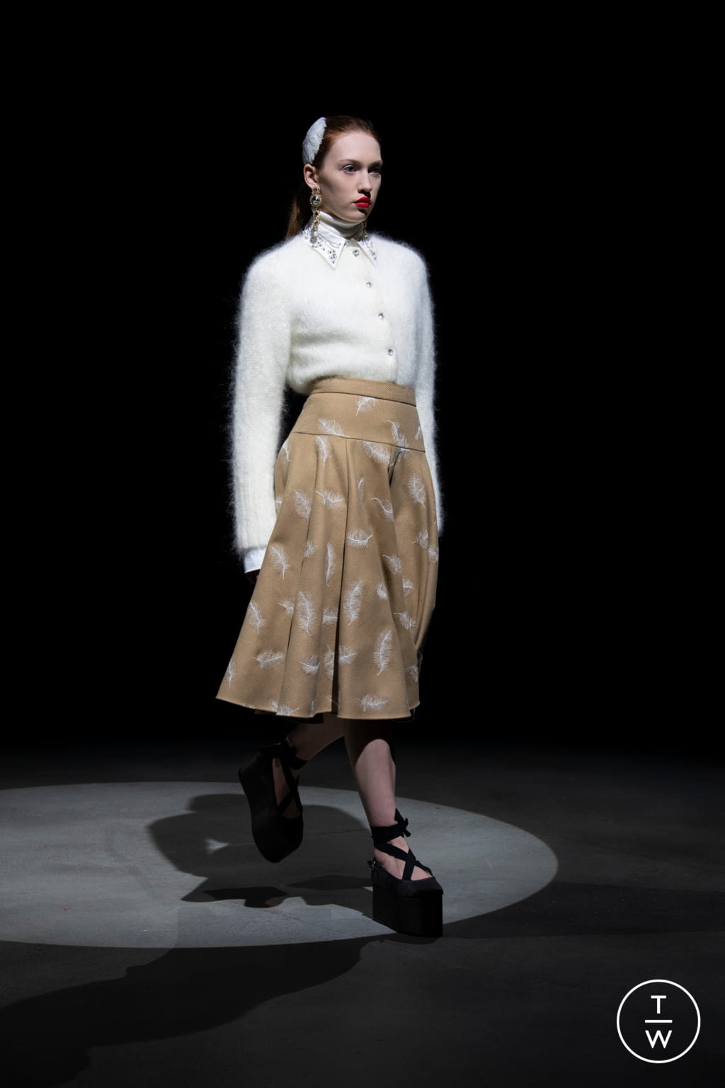 Fashion Week London Fall/Winter 2021 look 10 from the Erdem collection womenswear