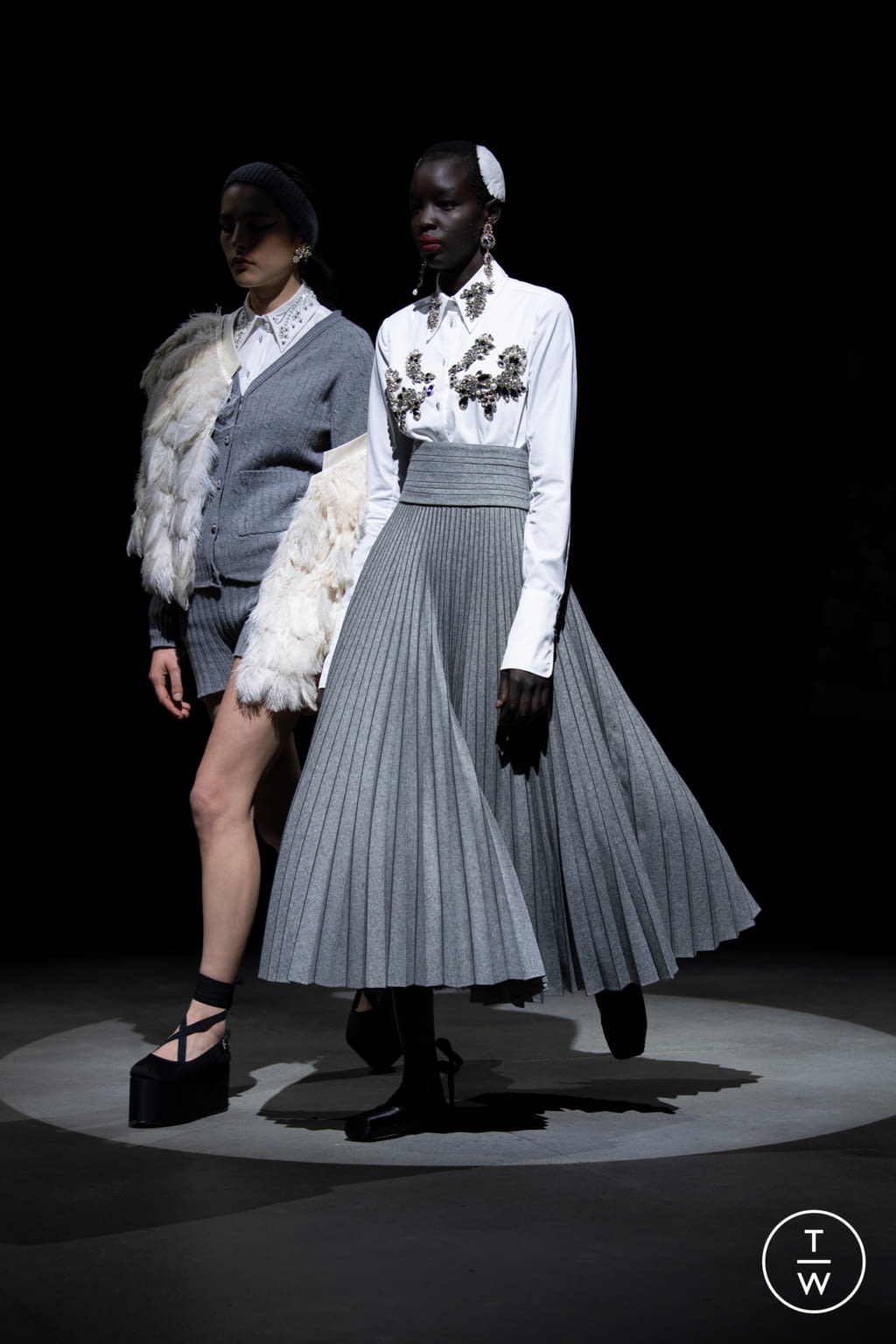 Fashion Week London Fall/Winter 2021 look 4 de la collection Erdem womenswear