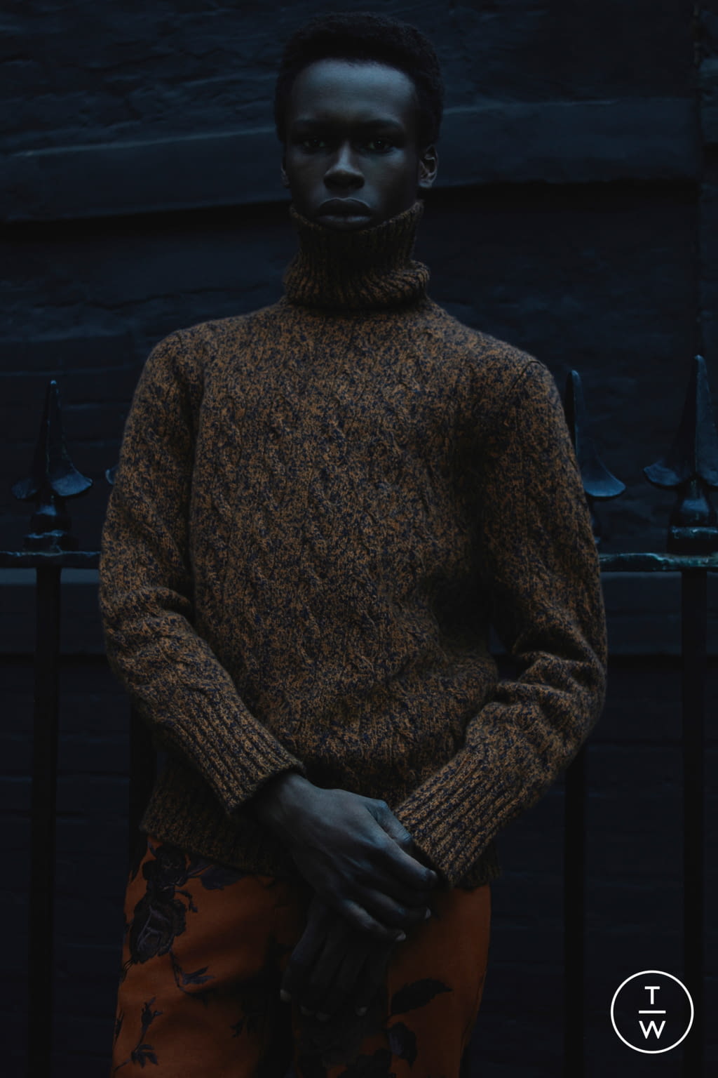 Fashion Week London Fall/Winter 2022 look 14 de la collection Erdem menswear