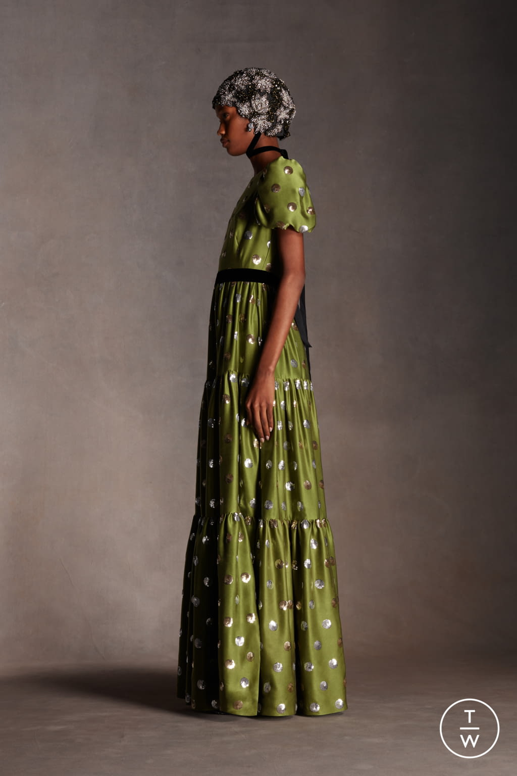 Fashion Week London Pre-Fall 2020 look 12 from the Erdem collection womenswear