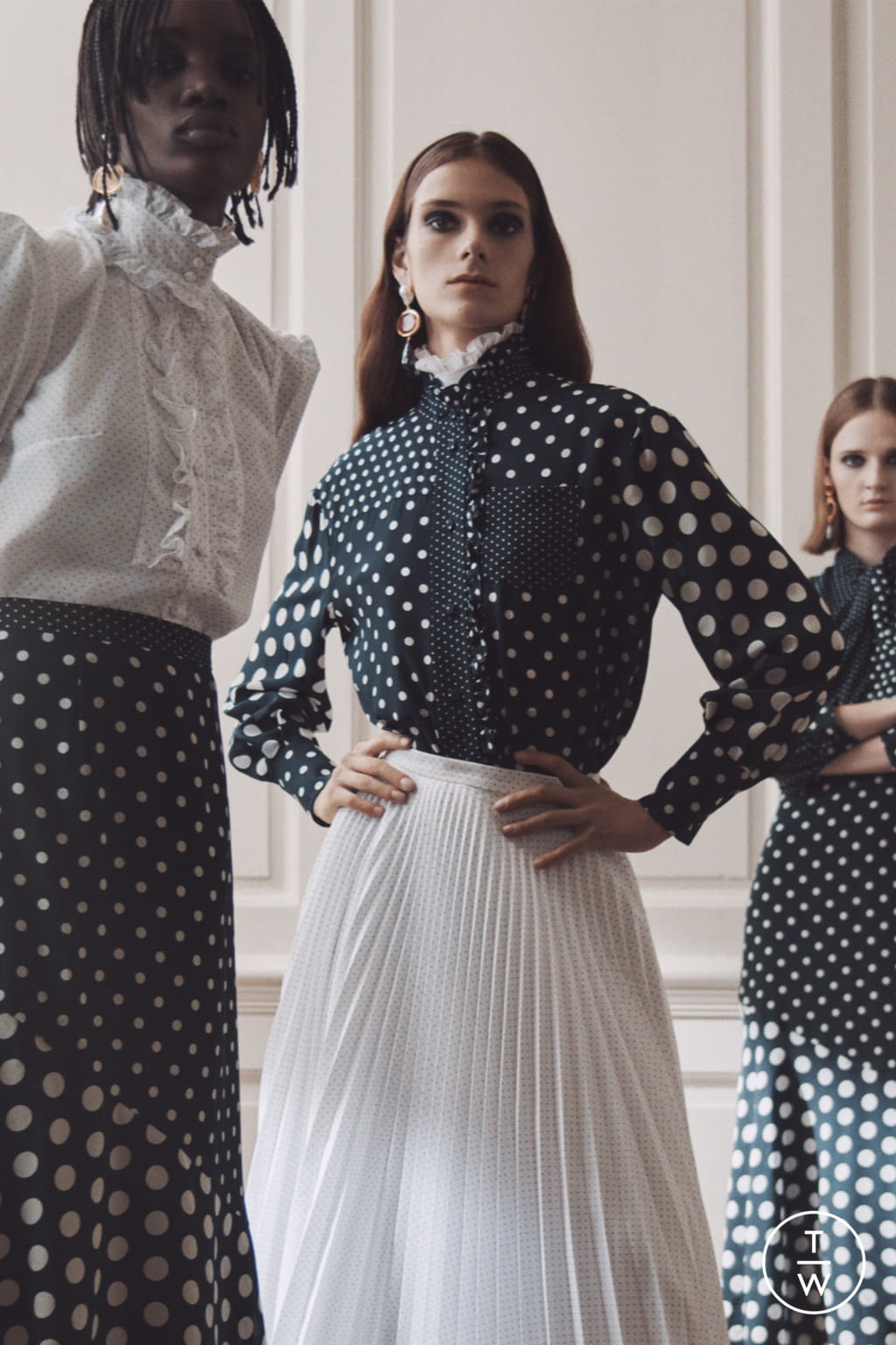 Fashion Week London Pre-Fall 2022 look 17 from the Erdem collection womenswear