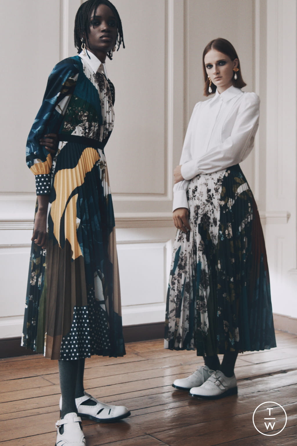 Fashion Week London Pre-Fall 2022 look 18 de la collection Erdem womenswear