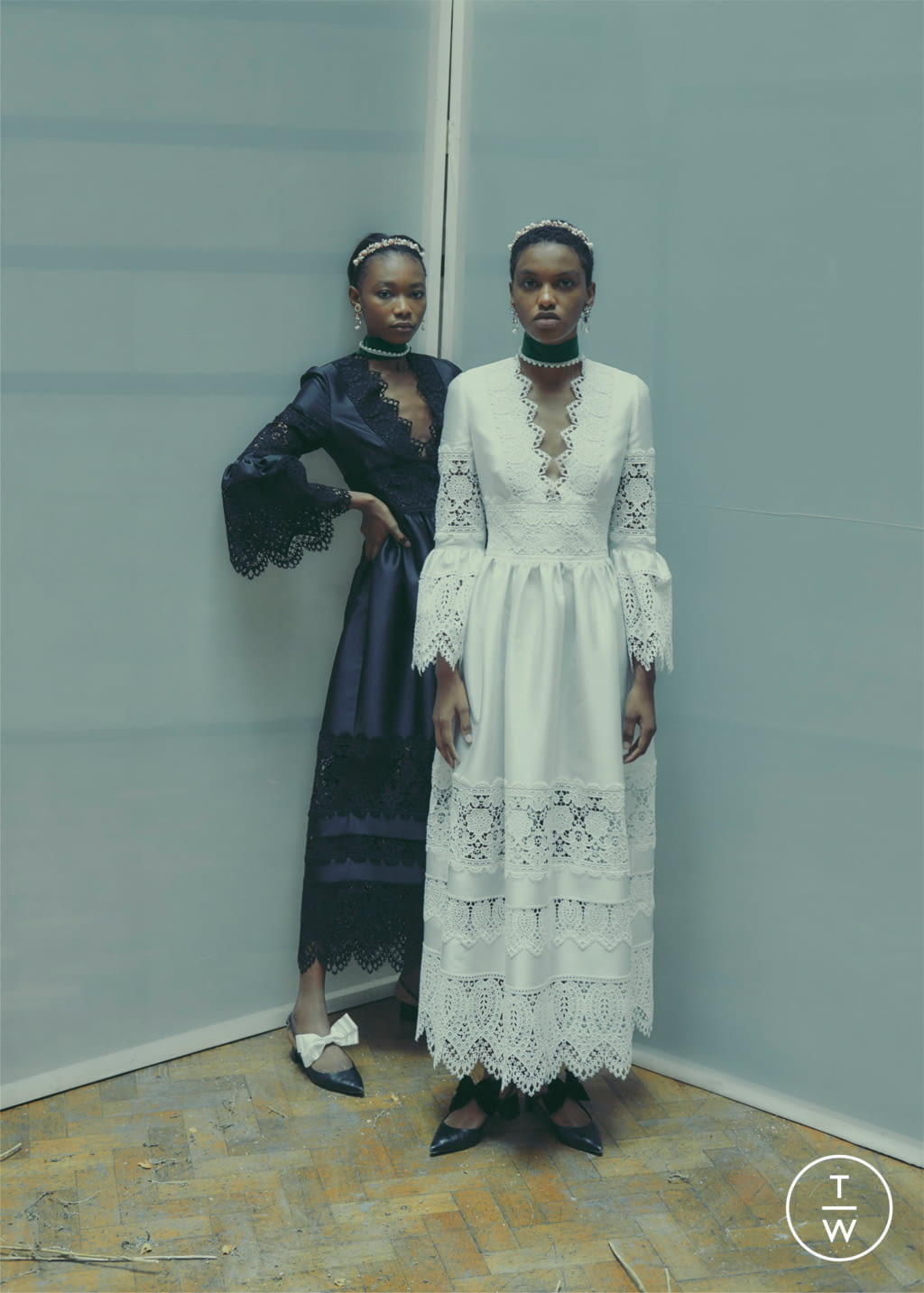 Fashion Week London Resort 2020 look 15 from the Erdem collection 女装