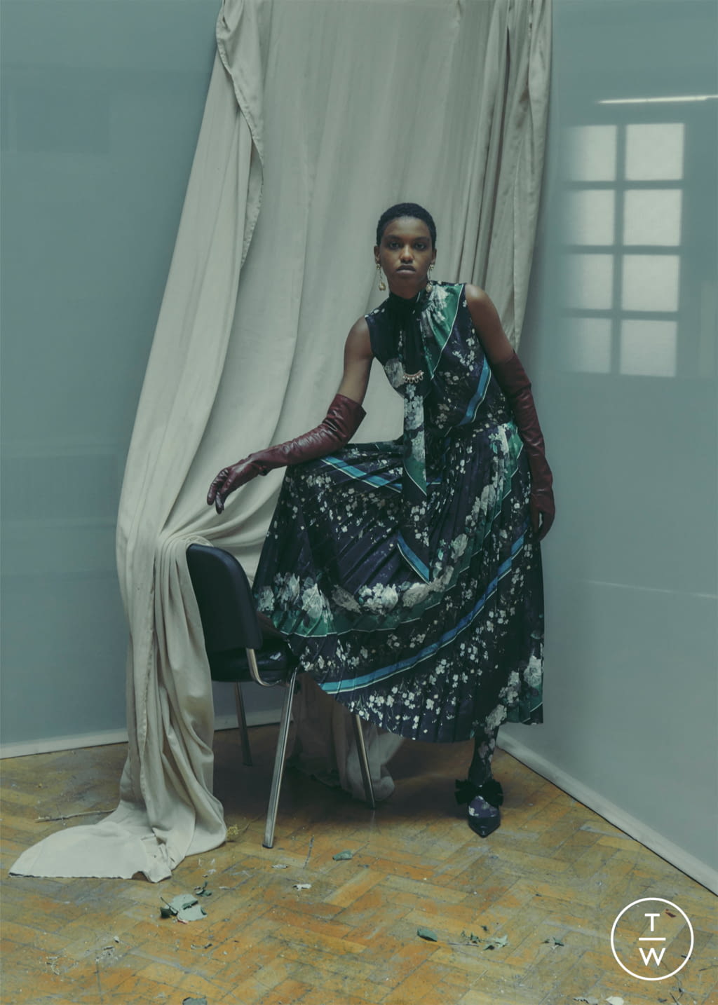 Fashion Week London Resort 2020 look 2 from the Erdem collection 女装