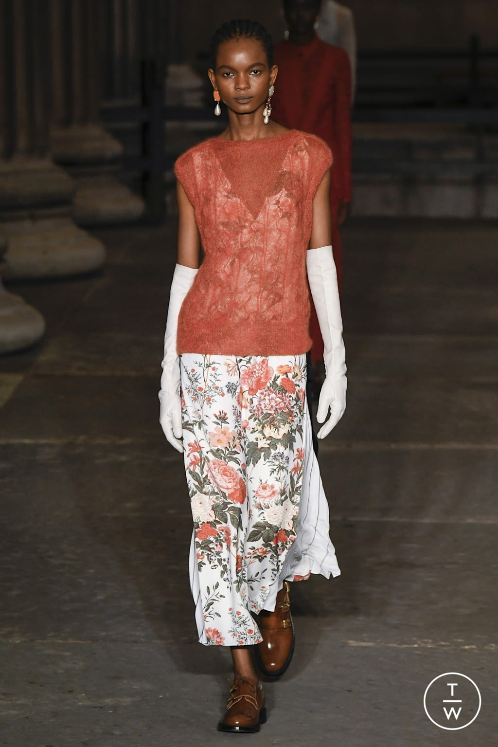Fashion Week London Spring/Summer 2022 look 26 from the Erdem collection womenswear