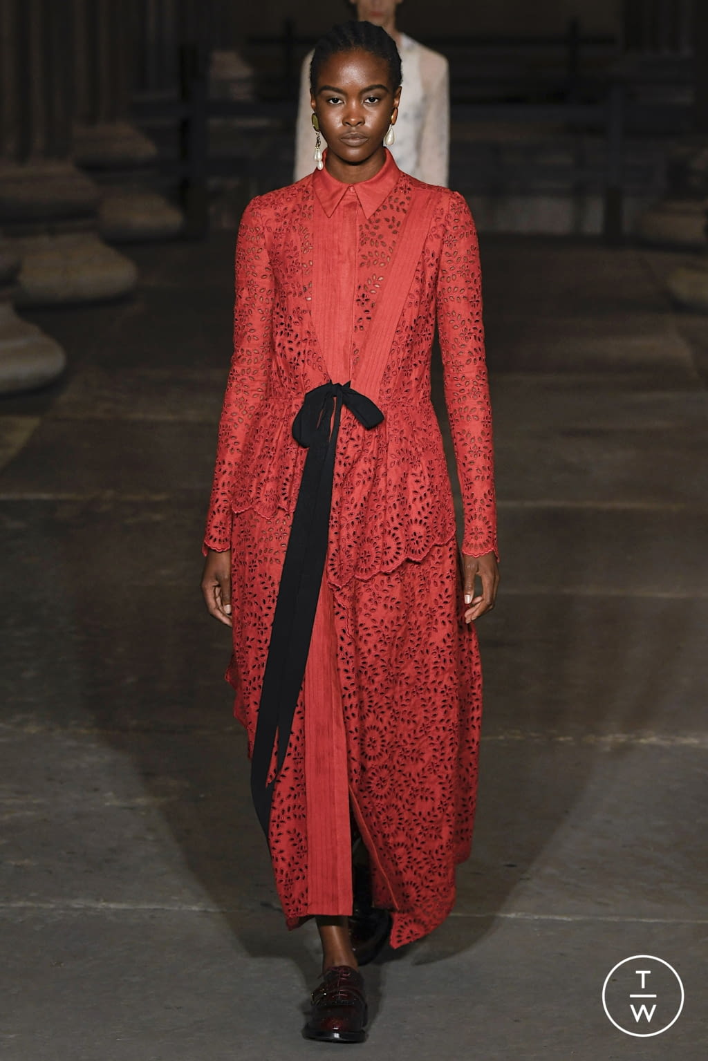 Fashion Week London Spring/Summer 2022 look 27 from the Erdem collection womenswear