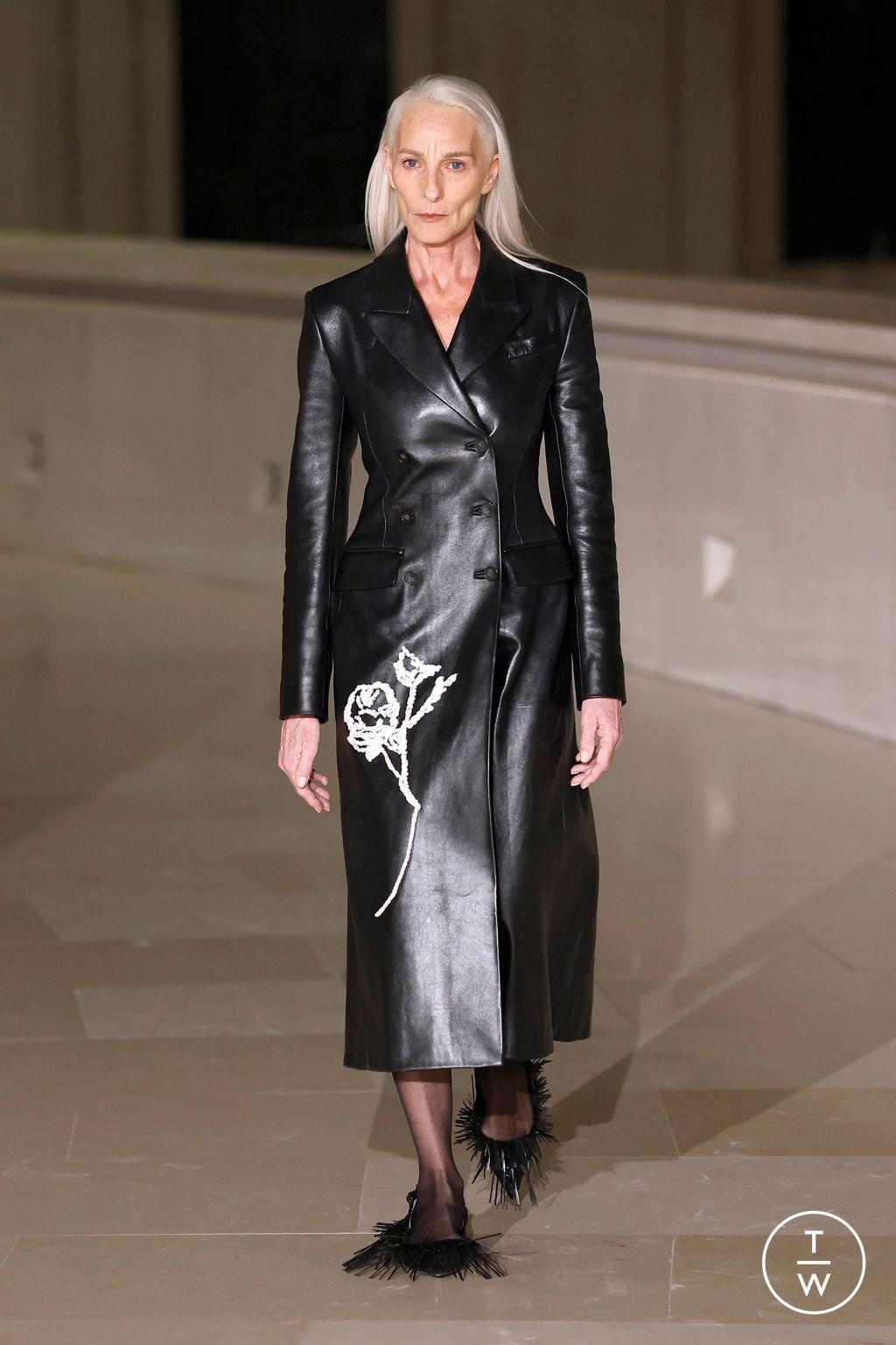 Fashion Week London Fall/Winter 2025 look 20 from the Erdem collection womenswear