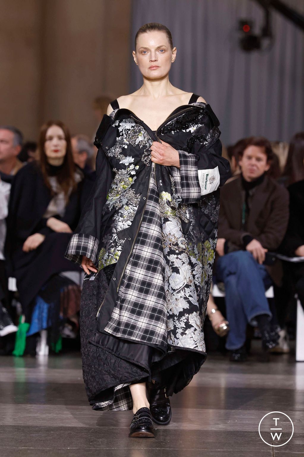 Fashion Week London Fall/Winter 2026 look 3 de la collection Erdem womenswear