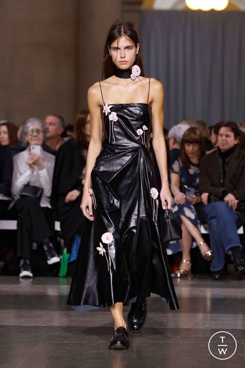 Fashion Week London Fall/Winter 2026 look 7 from the Erdem collection womenswear