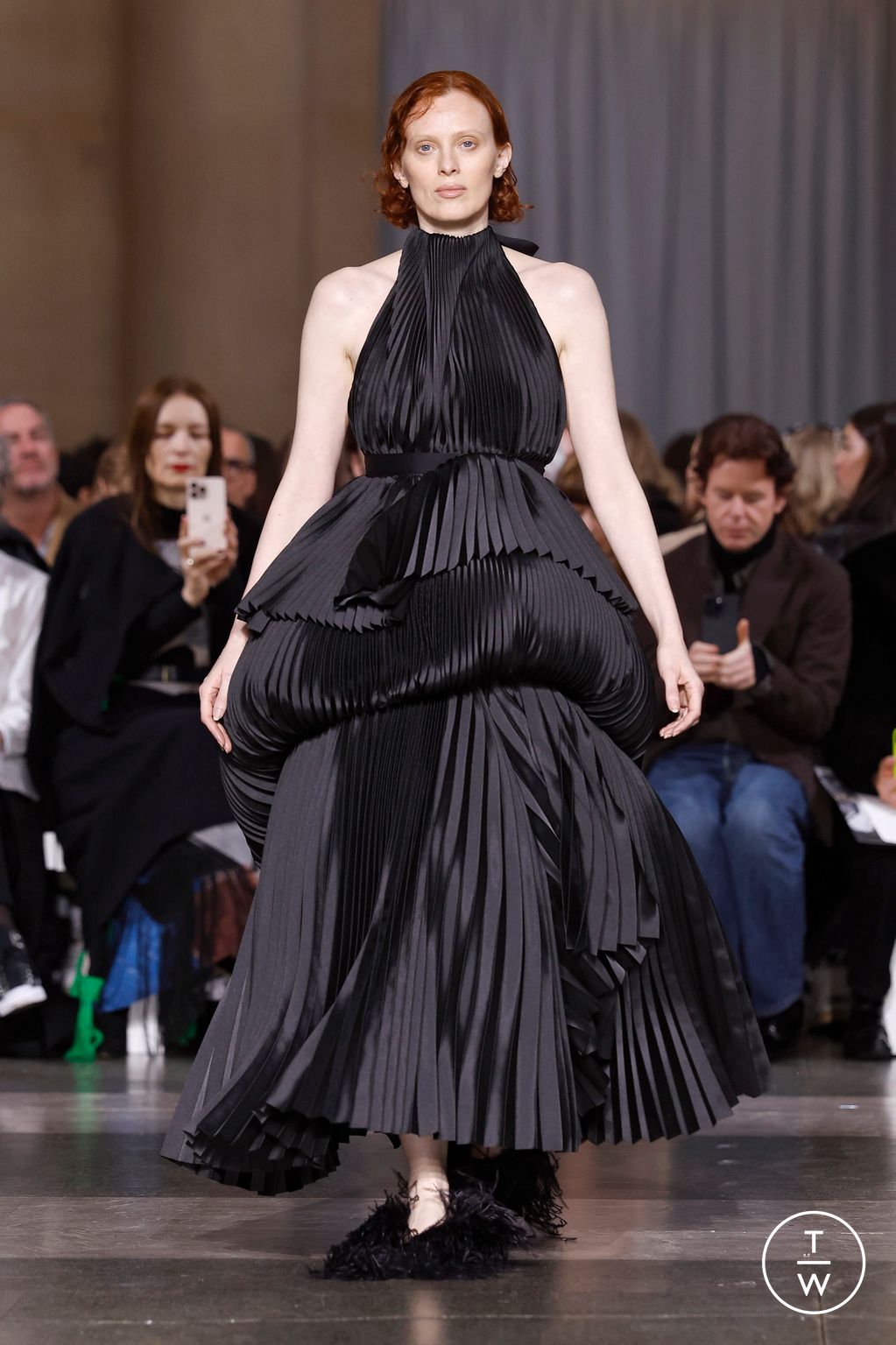 Fashion Week London Fall/Winter 2026 look 44 from the Erdem collection 女装