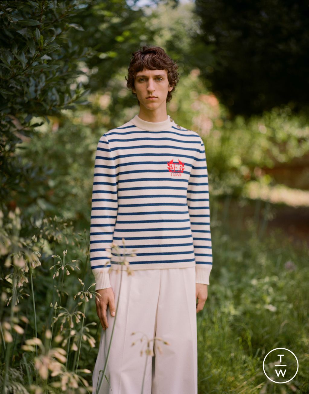 Fashion Week London Spring/Summer 2023 look 11 from the Erdem collection 男装