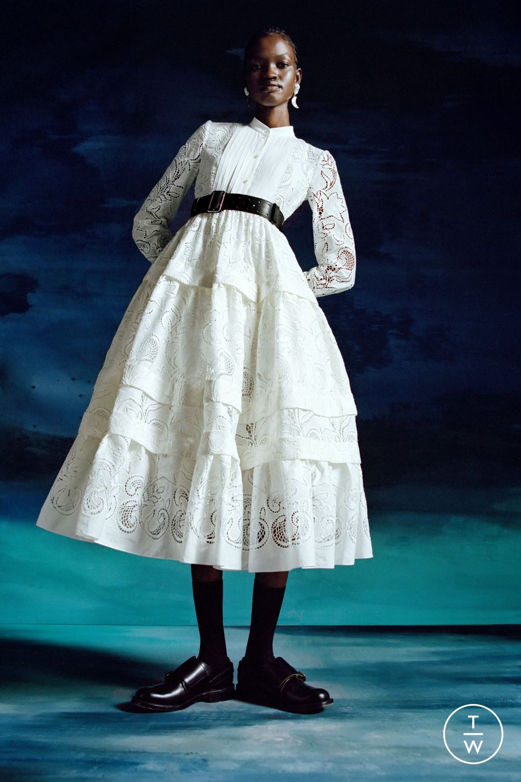 Fashion Week London Pre-Fall 2023 look 14 from the Erdem collection womenswear