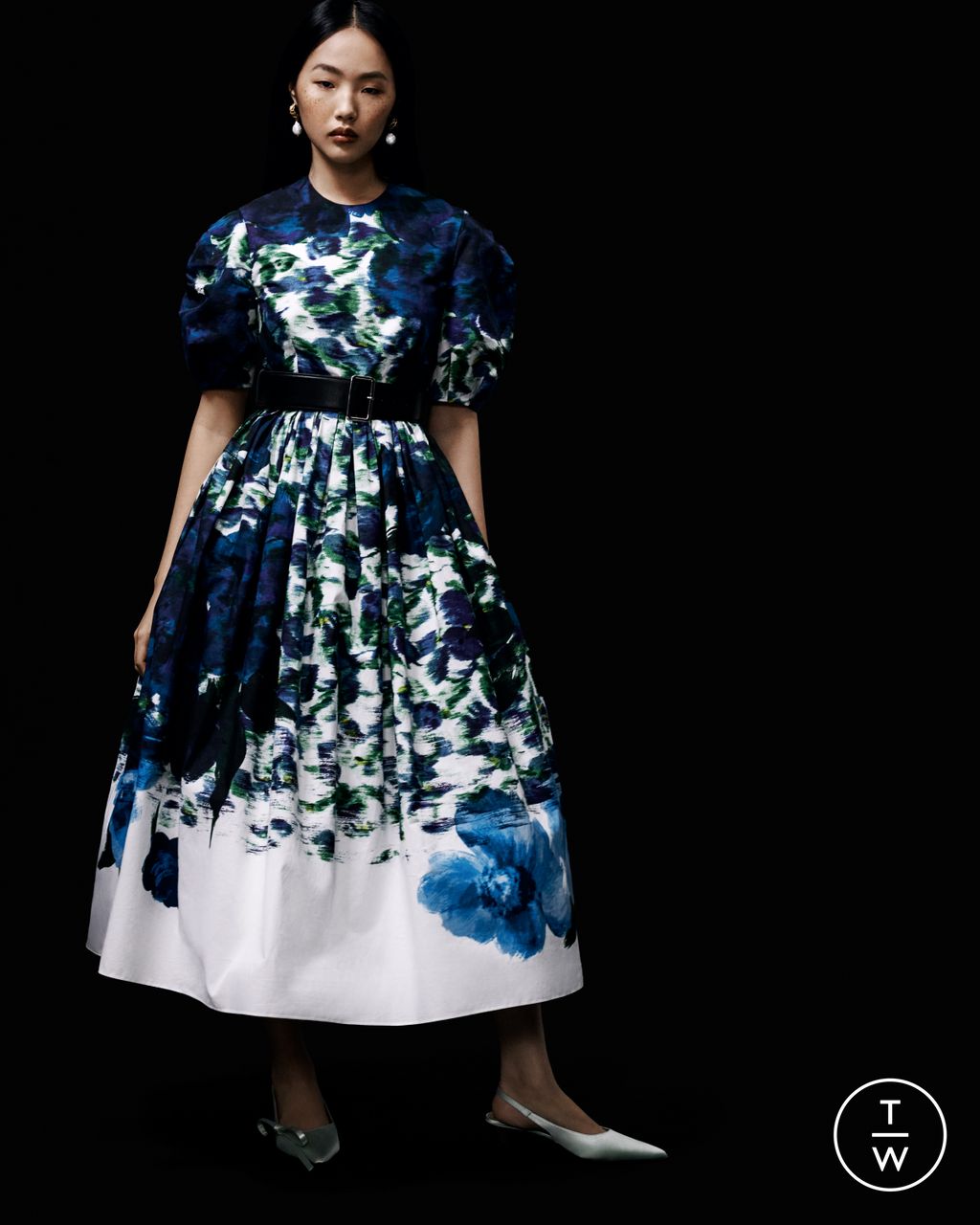 Fashion Week London Pre-Fall 2024 look 21 from the Erdem collection 女装