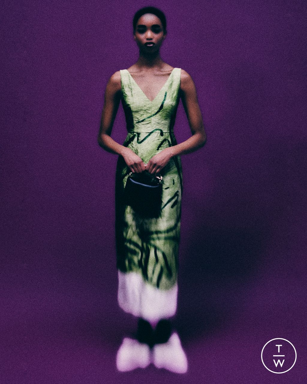 Fashion Week London Pre-Fall 2025 look 11 from the Erdem collection 女装