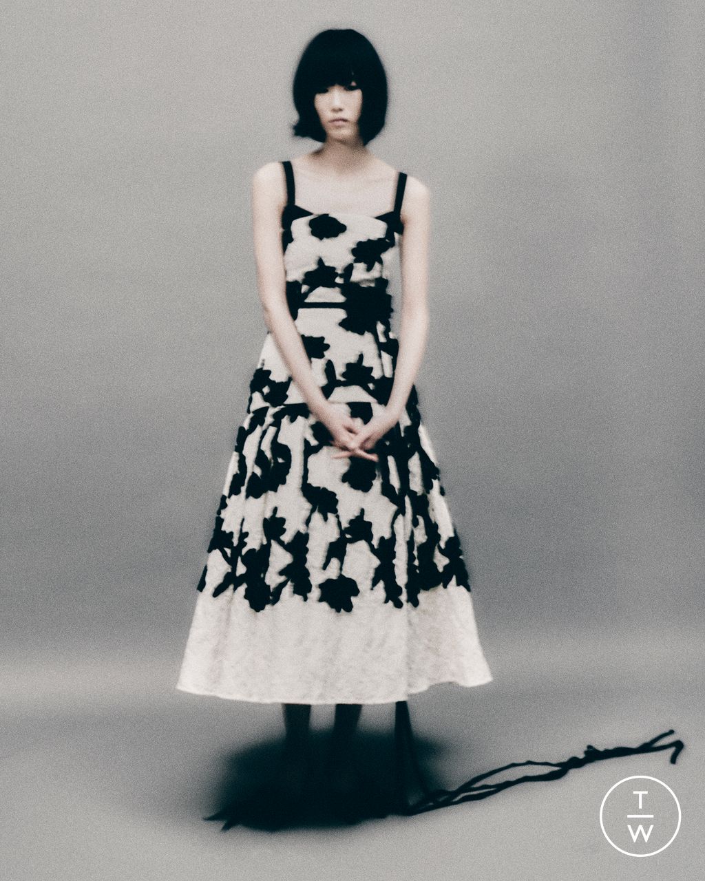 Fashion Week London Pre-Fall 2025 look 18 from the Erdem collection 女装