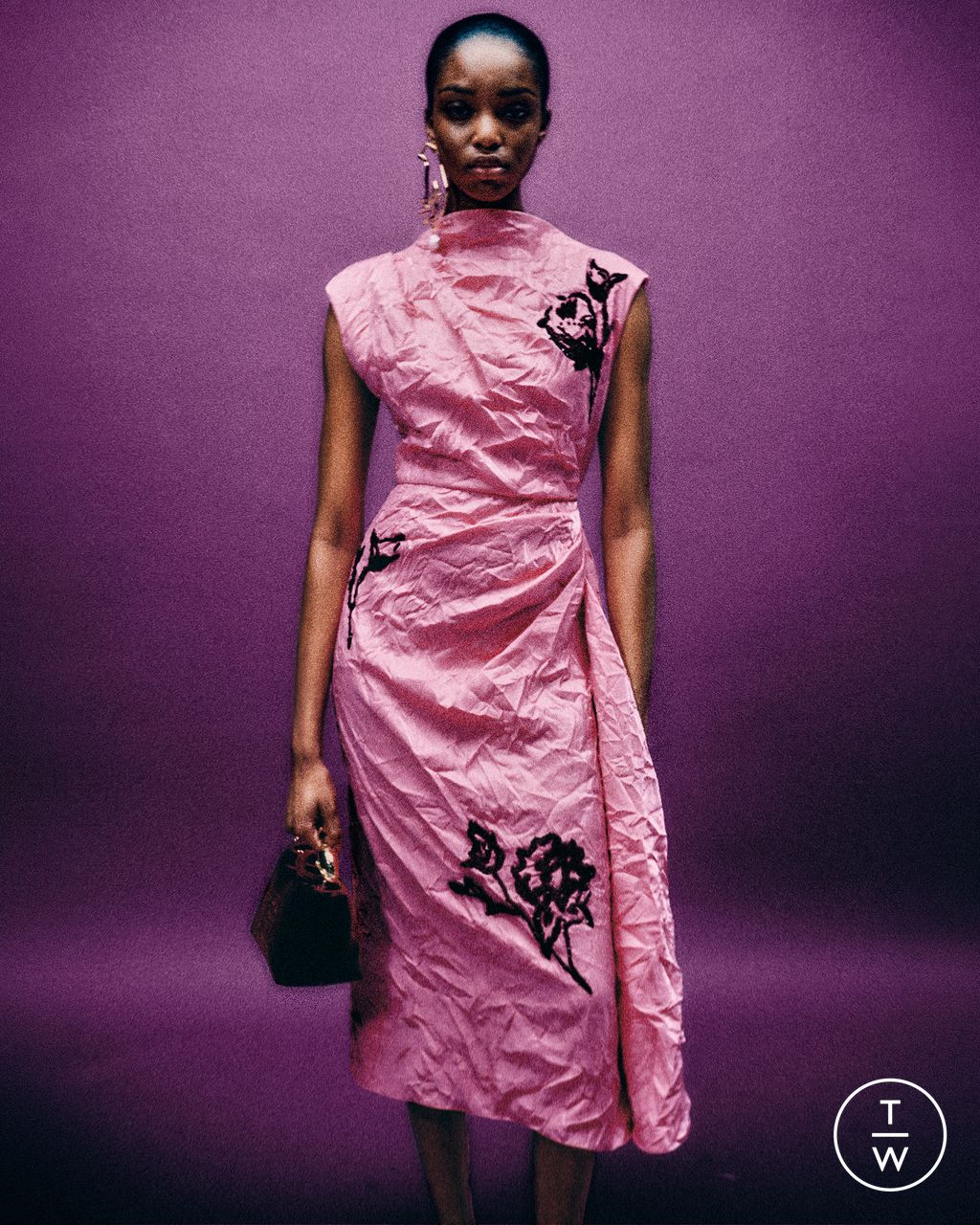 Fashion Week London Pre-Fall 2025 look 2 de la collection Erdem womenswear