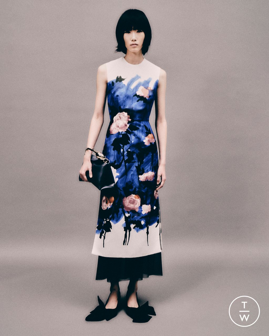 Fashion Week London Pre-Fall 2025 look 23 from the Erdem collection 女装