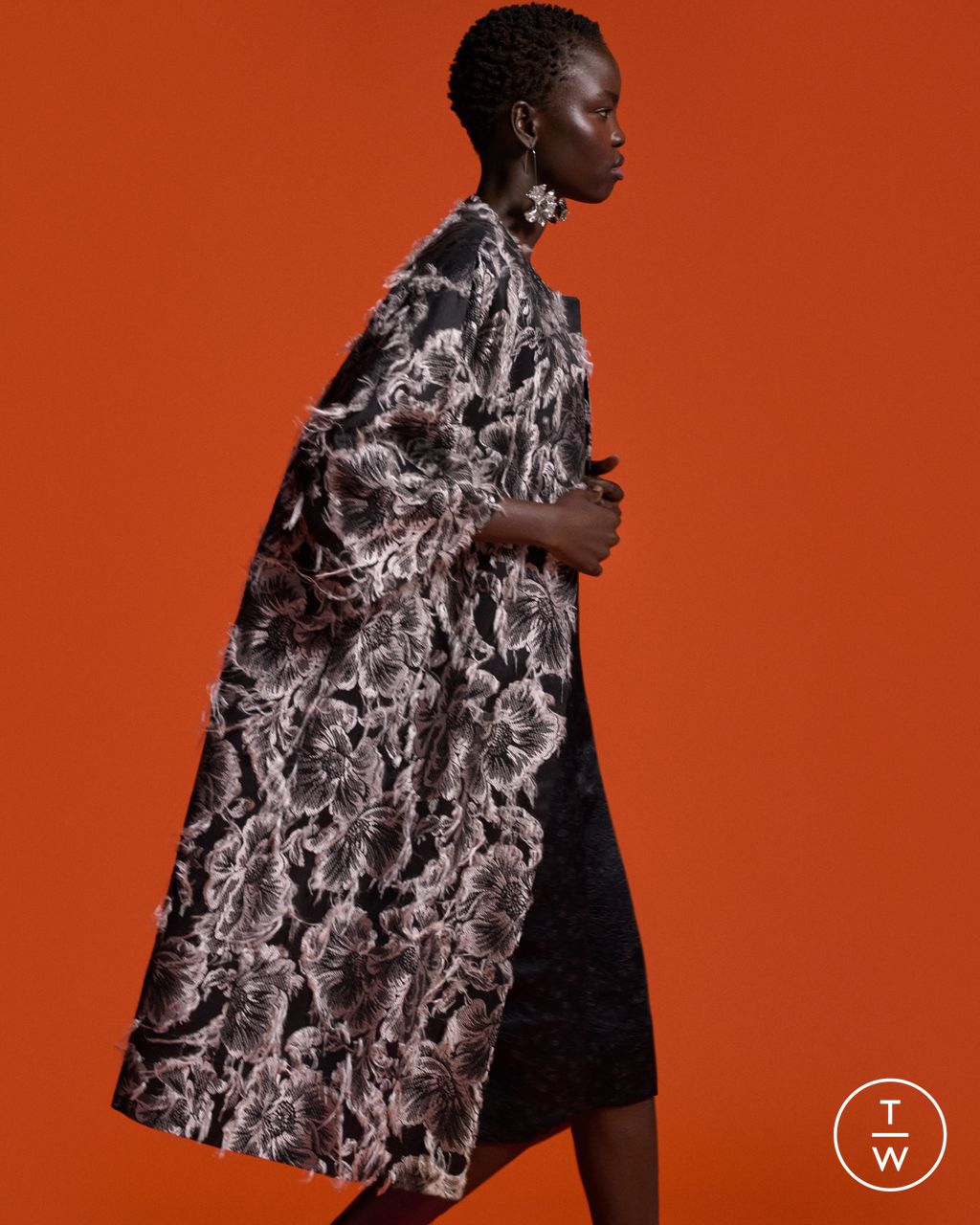 Fashion Week London Resort 2025 look 11 from the Erdem collection 女装