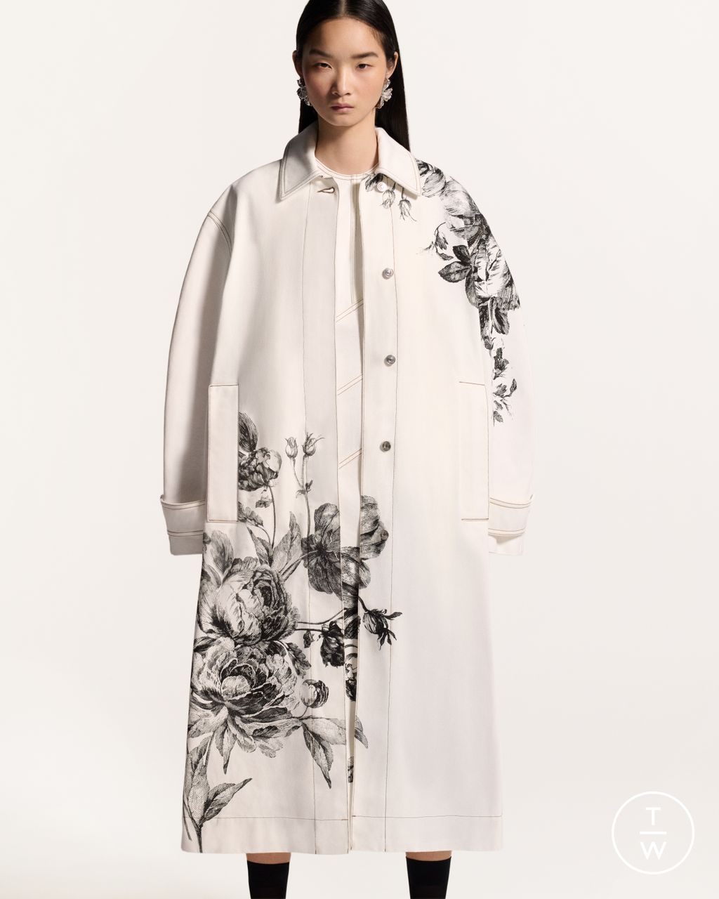 Fashion Week London Resort 2025 look 14 from the Erdem collection 女装
