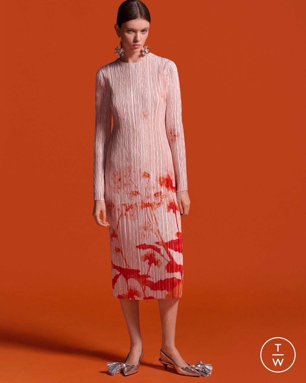 Fashion Week London Resort 2025 look 21 from the Erdem collection 女装