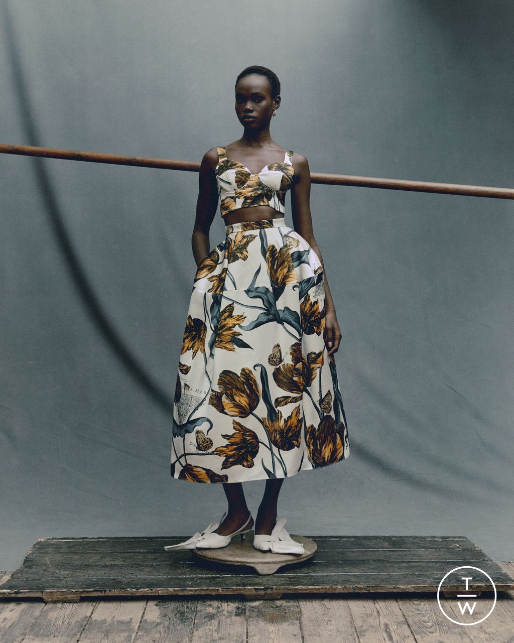 Fashion Week London Resort 2026 look 25 from the Erdem collection womenswear