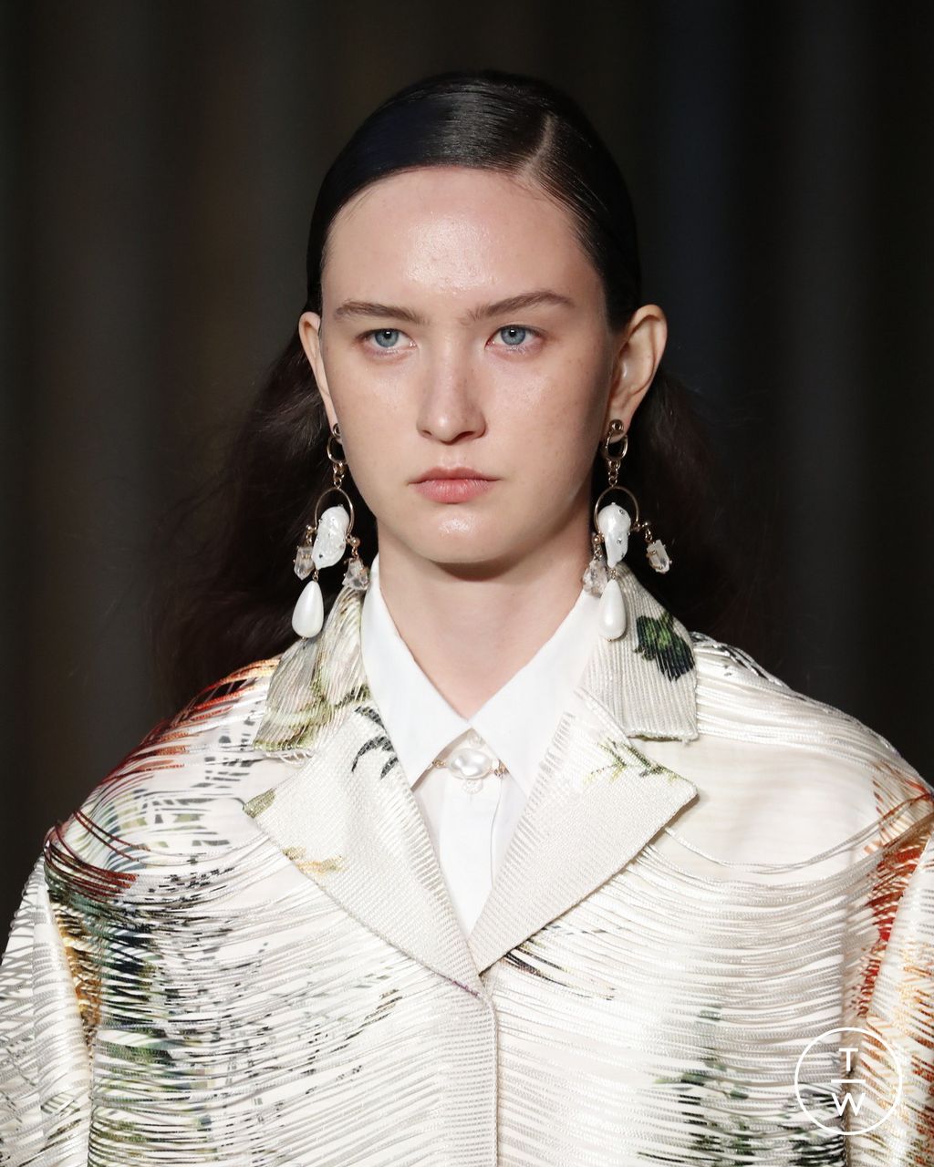 Fashion Week London Spring/Summer 2023 look 9 from the Erdem collection womenswear accessories