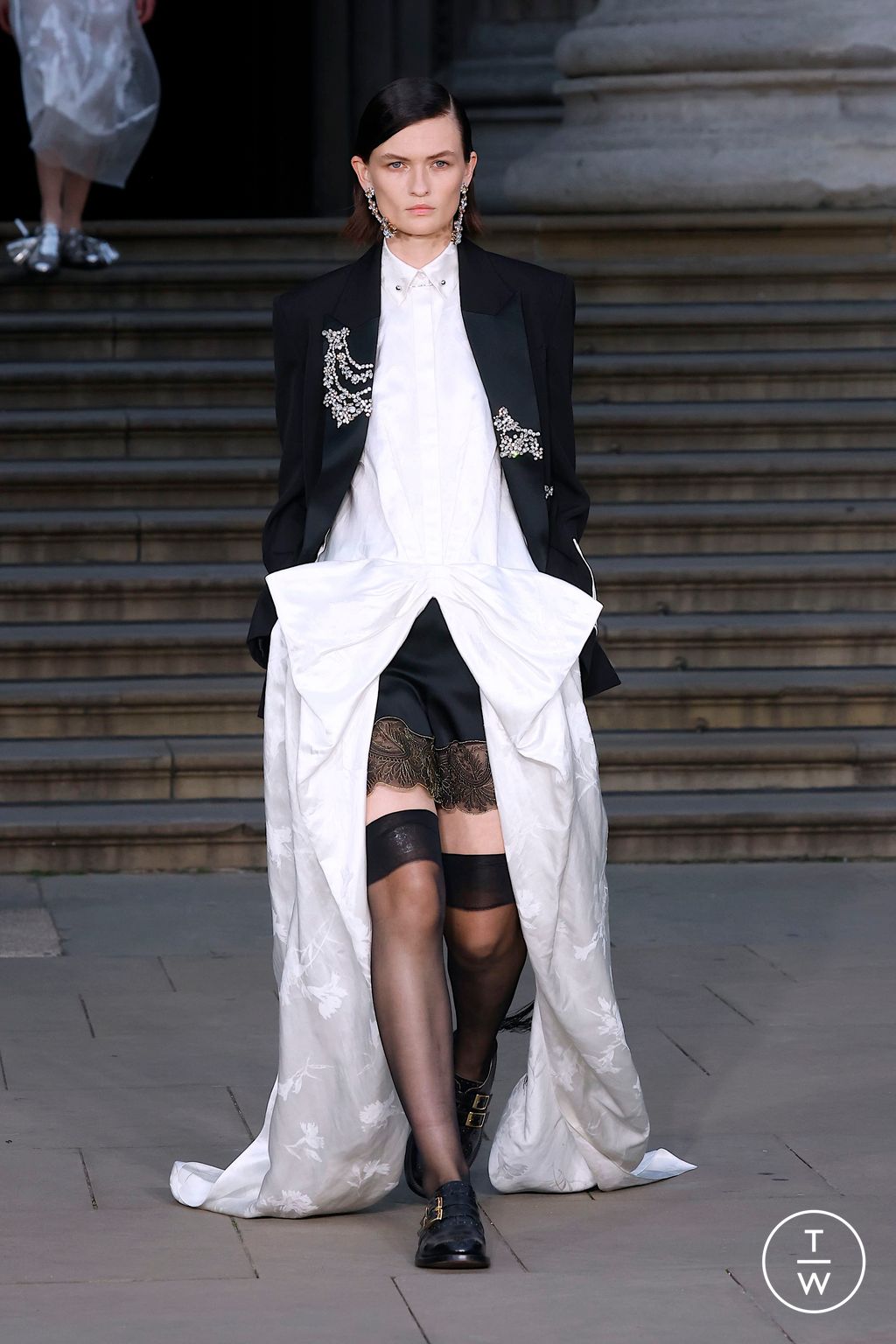 Fashion Week London Spring-Summer 2025 look 45 from the Erdem collection womenswear