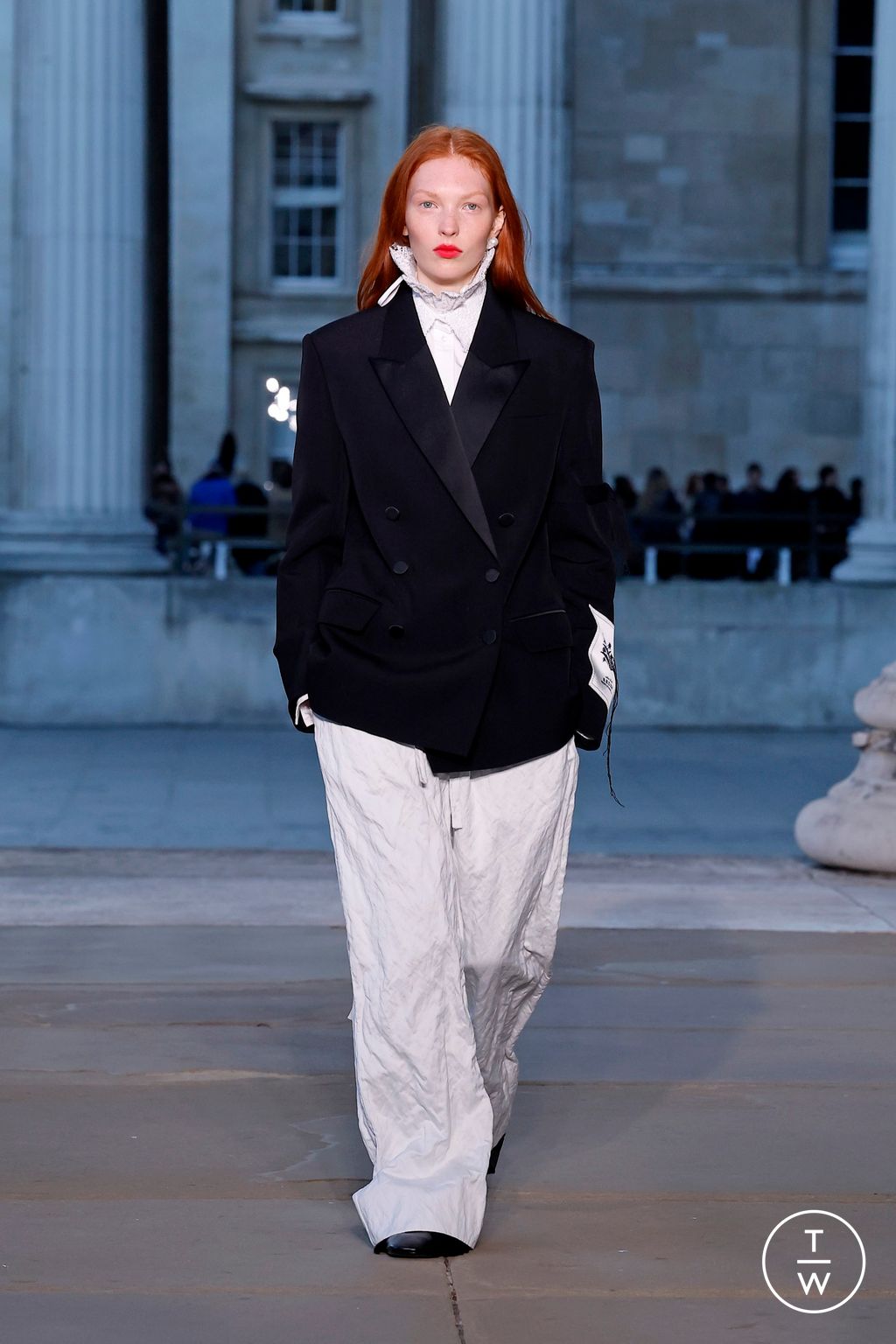 Fashion Week London Spring/Summer 2026 look 16 de la collection Erdem womenswear