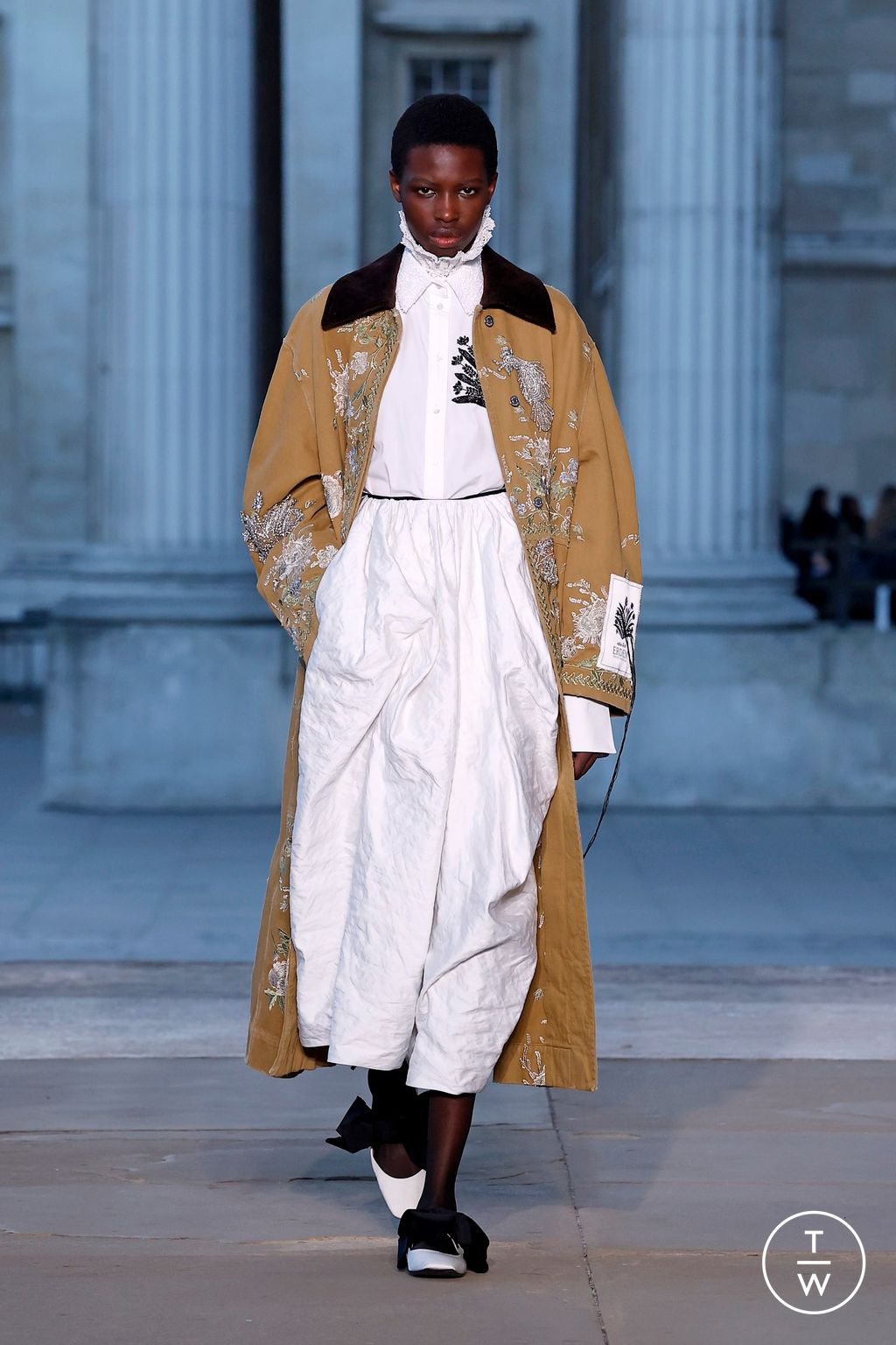 Fashion Week London Spring/Summer 2026 look 19 de la collection Erdem womenswear