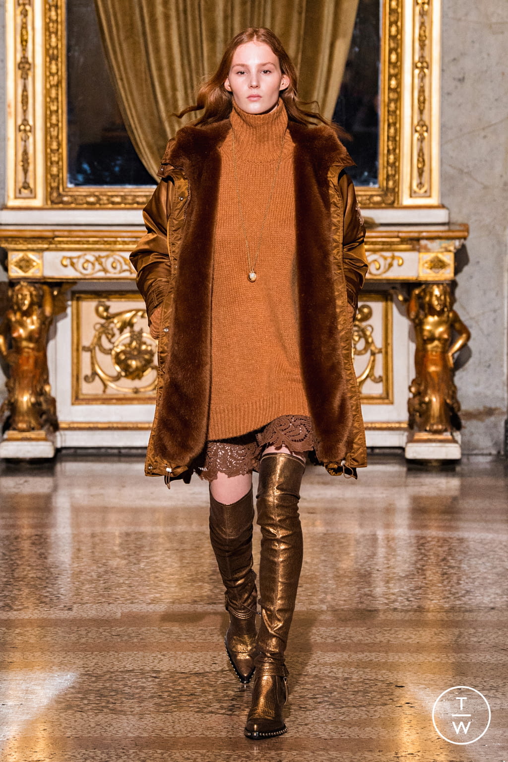 Fashion Week Milan Fall/Winter 2021 look 7 from the Ermanno Scervino collection womenswear