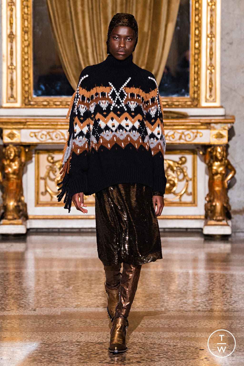 Fashion Week Milan Fall/Winter 2021 look 11 de la collection Ermanno Scervino womenswear