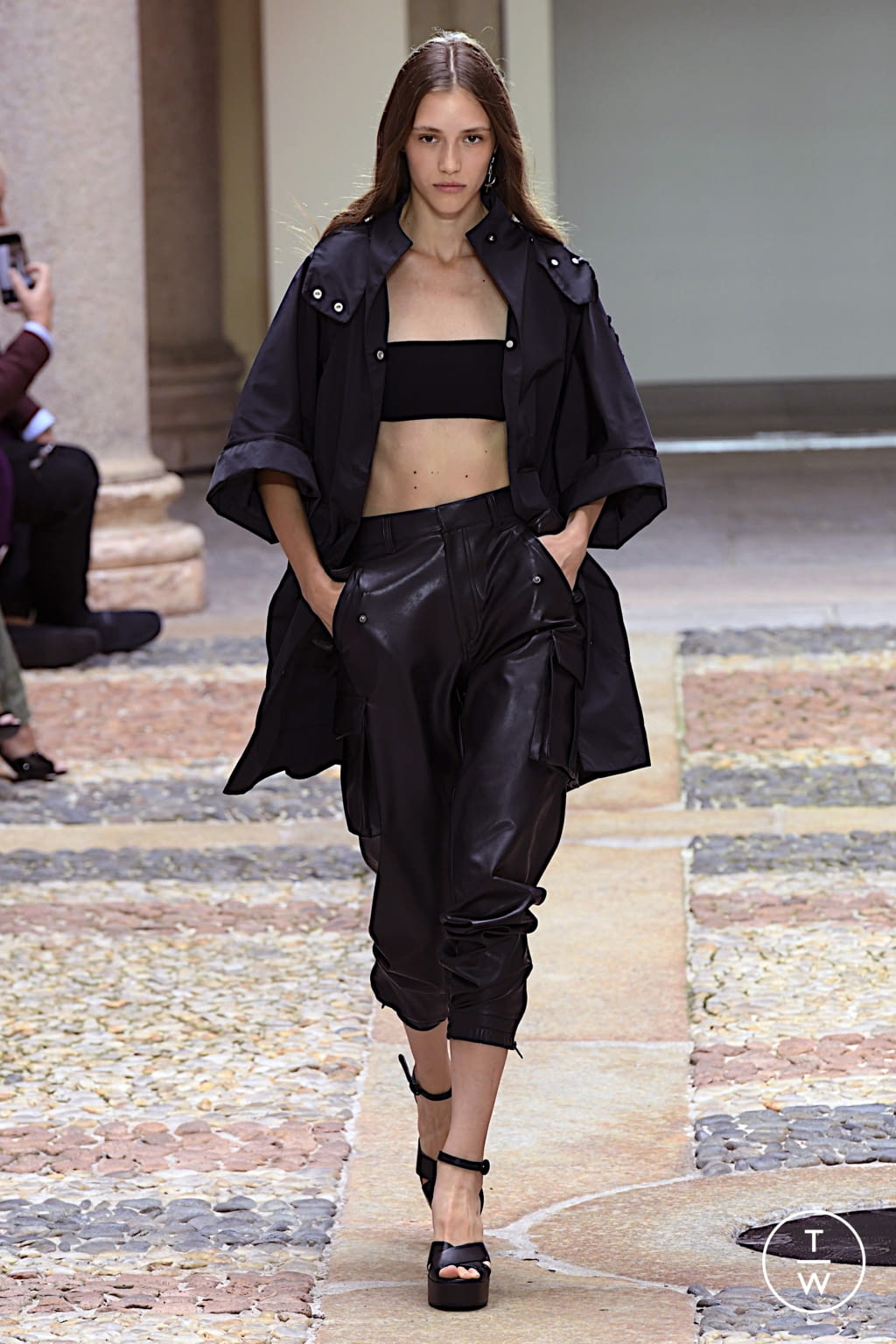 Fashion Week Milan Spring/Summer 2022 look 17 de la collection Ermanno Scervino womenswear