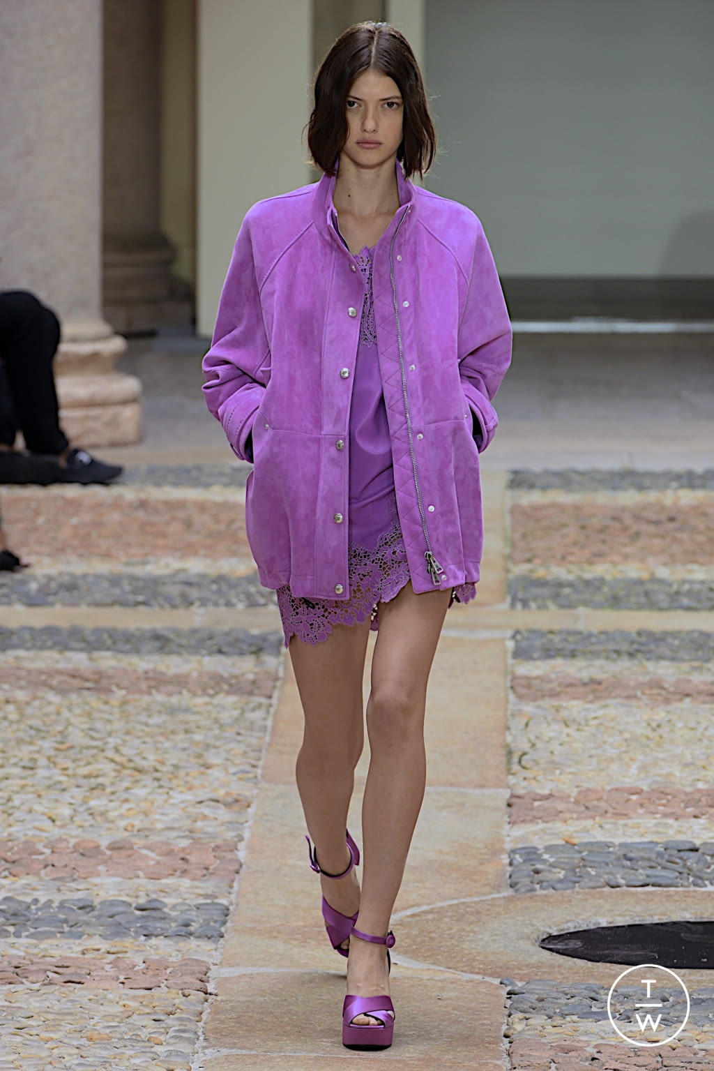 Fashion Week Milan Spring/Summer 2022 look 41 from the Ermanno Scervino collection womenswear