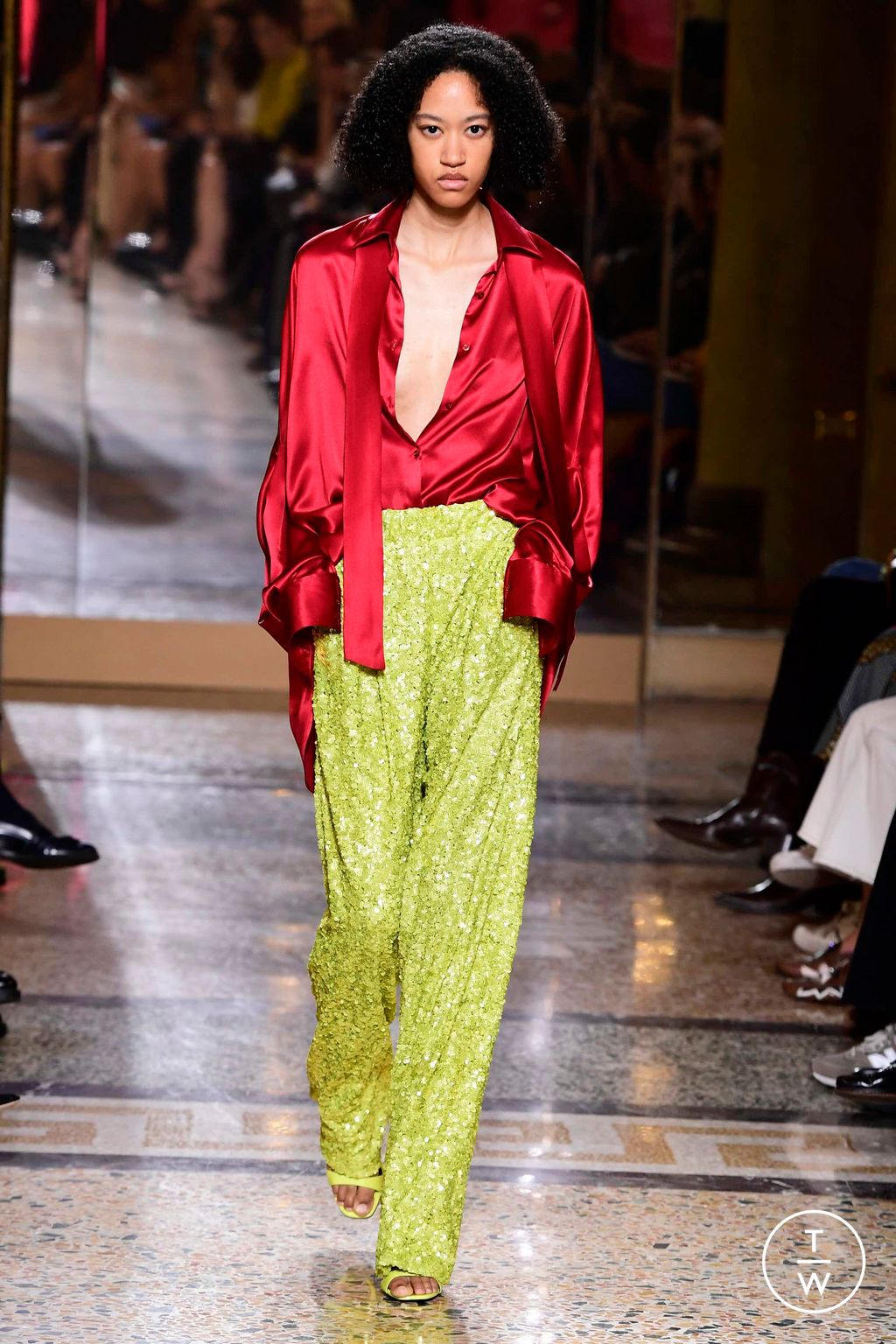 Fashion Week Milan Fall/Winter 2023 look 28 de la collection Ermanno Scervino womenswear