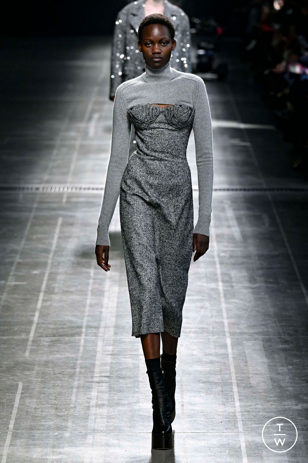 Fashion Week Milan Fall/Winter 2024 look 3 de la collection Ermanno Scervino womenswear