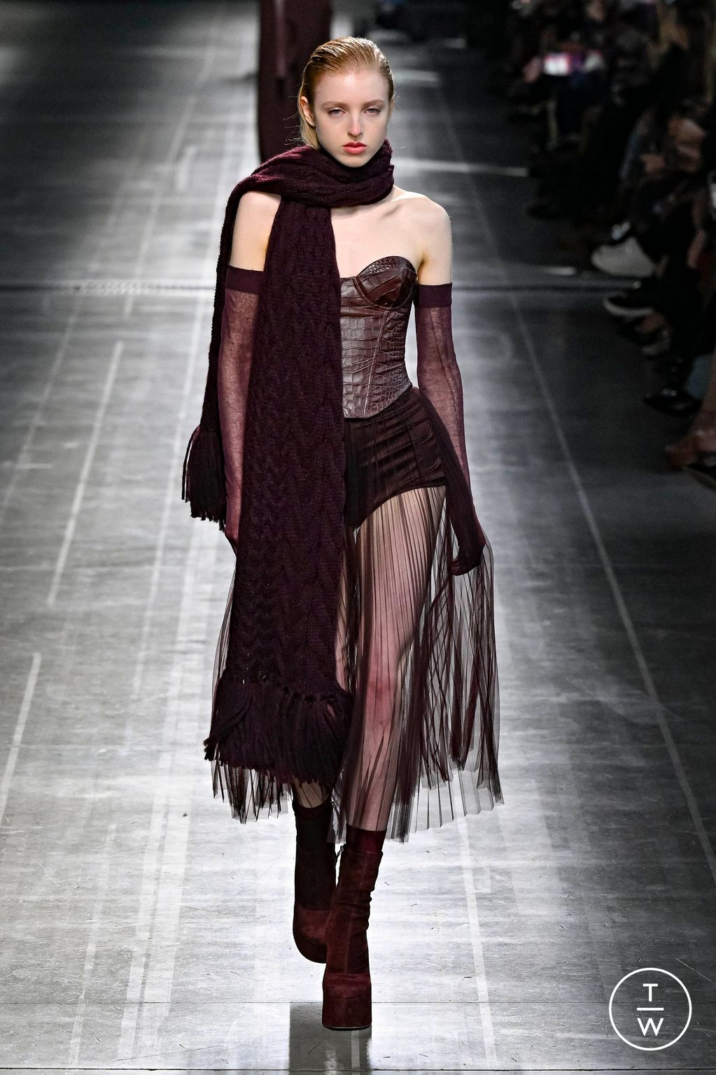 Fashion Week Milan Fall/Winter 2024 look 22 from the Ermanno Scervino collection 女装
