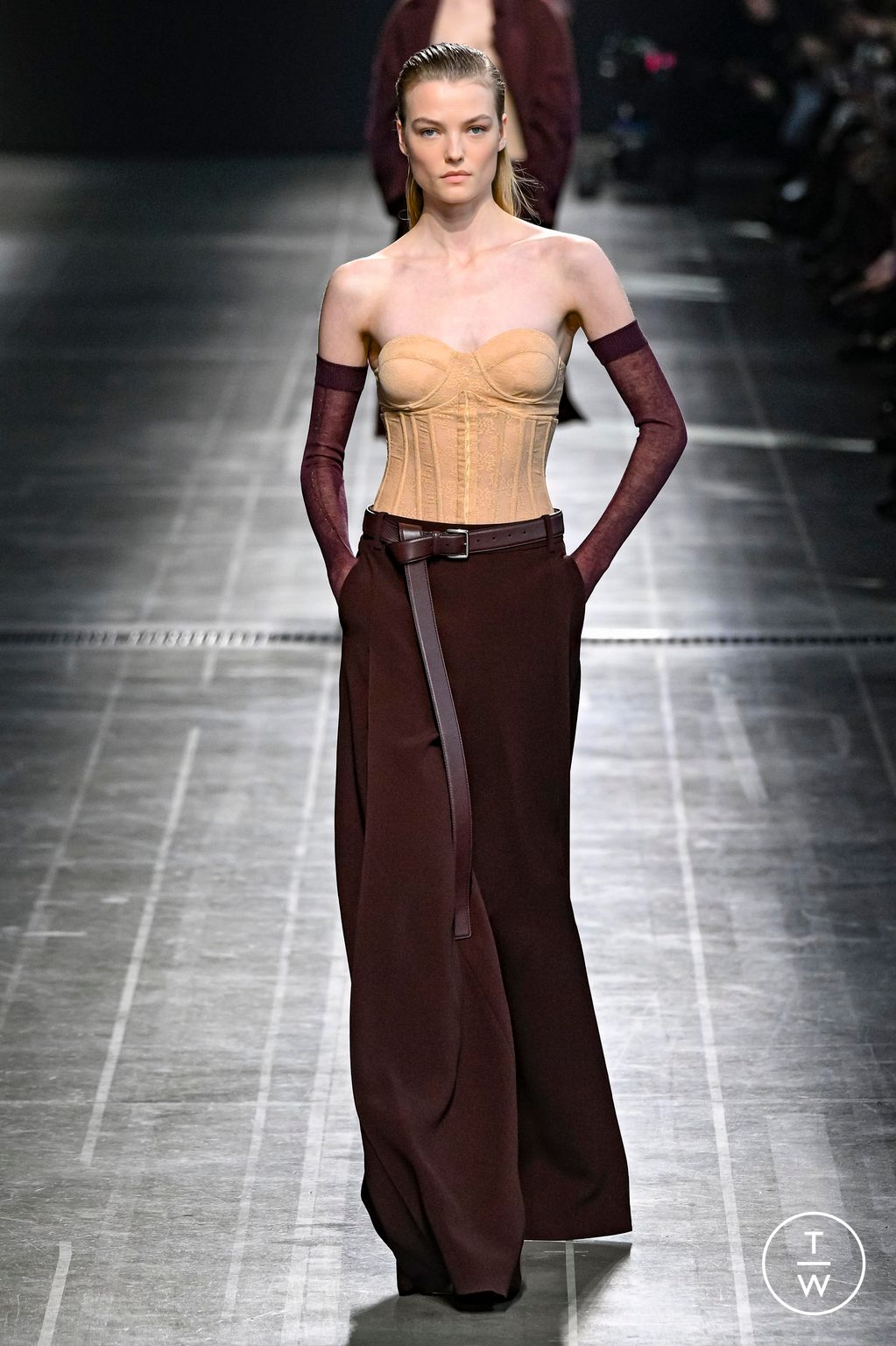 Fashion Week Milan Fall/Winter 2024 look 23 de la collection Ermanno Scervino womenswear