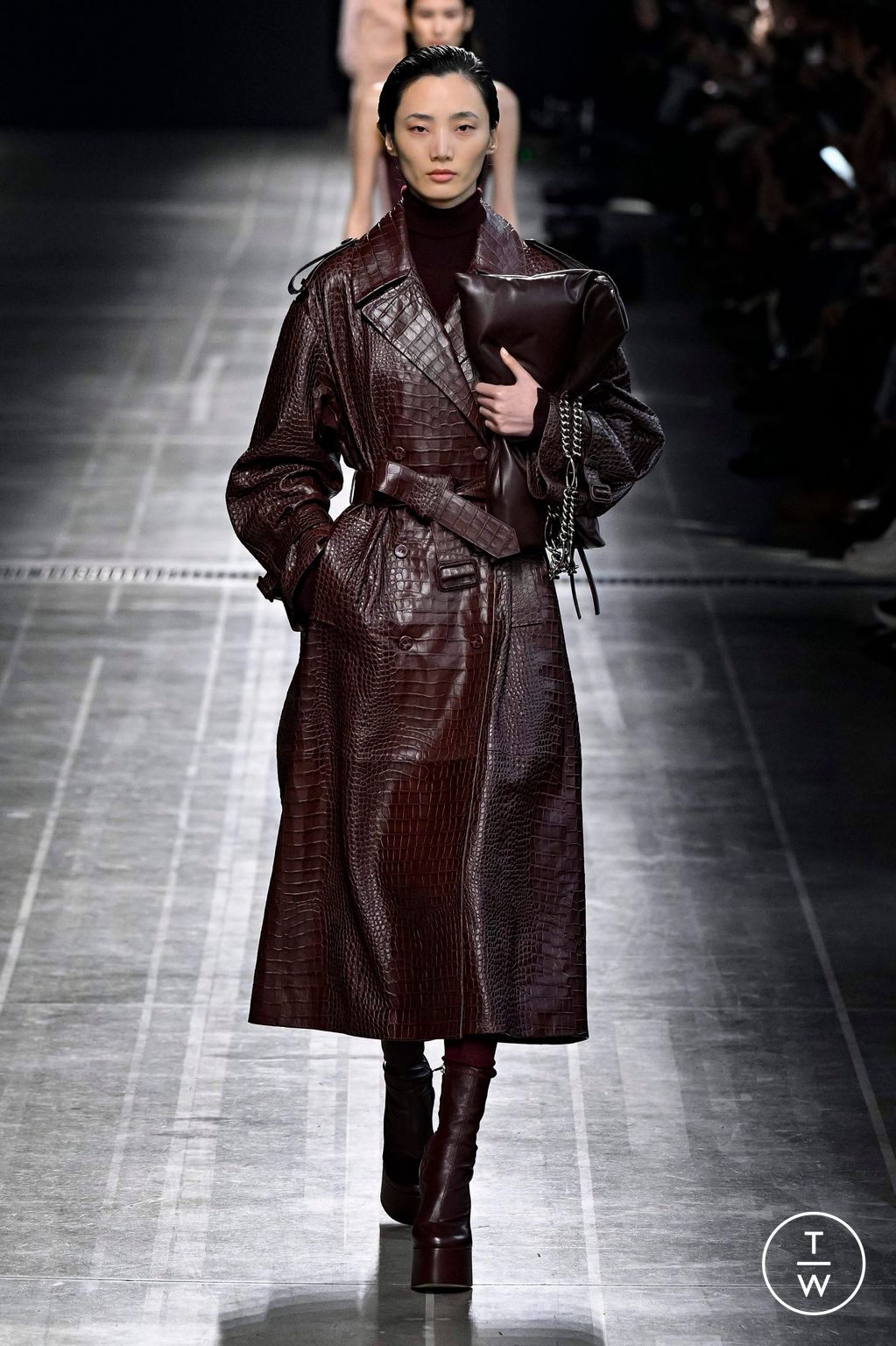 Fashion Week Milan Fall/Winter 2024 look 29 from the Ermanno Scervino collection womenswear