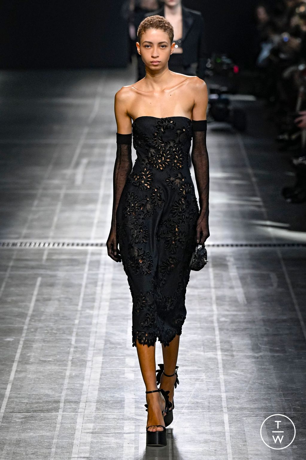 Fashion Week Milan Fall/Winter 2024 look 47 from the Ermanno Scervino collection 女装