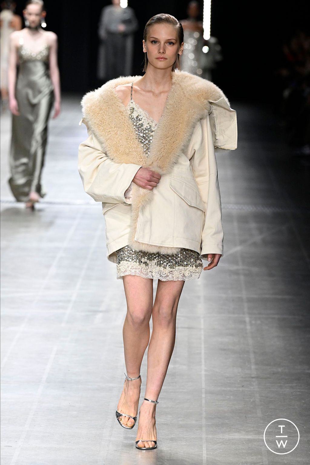 Fashion Week Milan Fall/Winter 2025 look 25 from the Ermanno Scervino collection womenswear