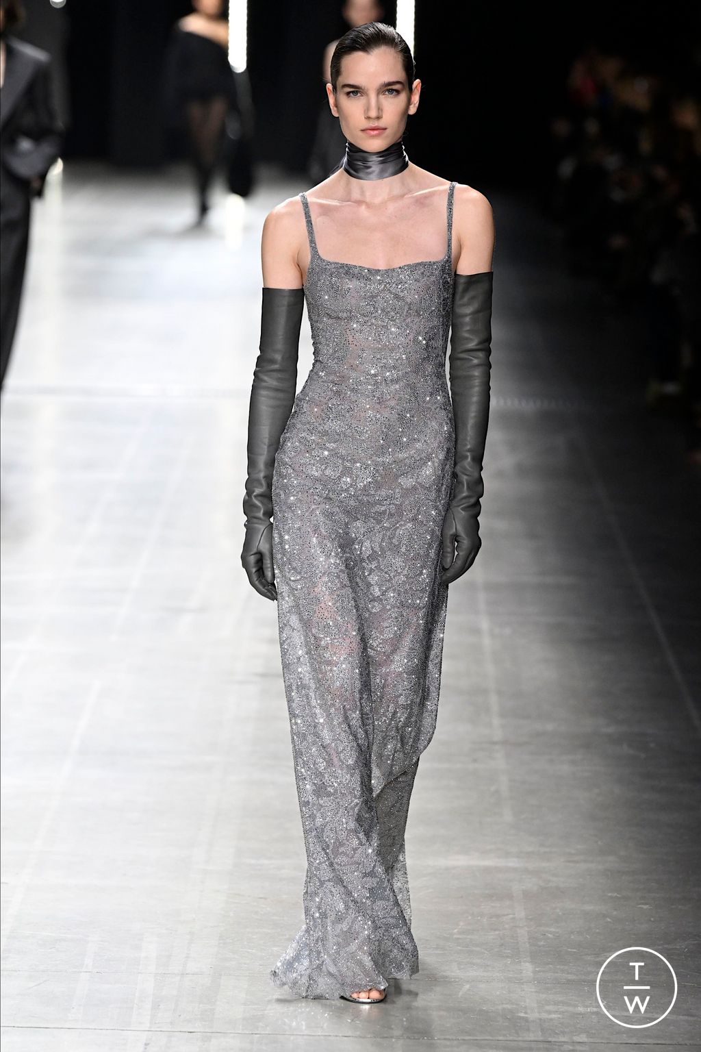 Fashion Week Milan Fall/Winter 2025 look 33 from the Ermanno Scervino collection 女装